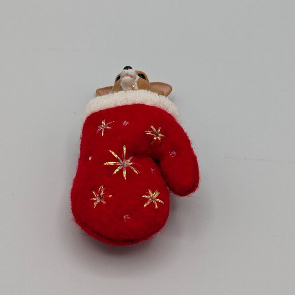 Hallmark Keepsake Puppy Love Christmas Tree Ornament 2006, 16th in Series - Picture 4 of 10